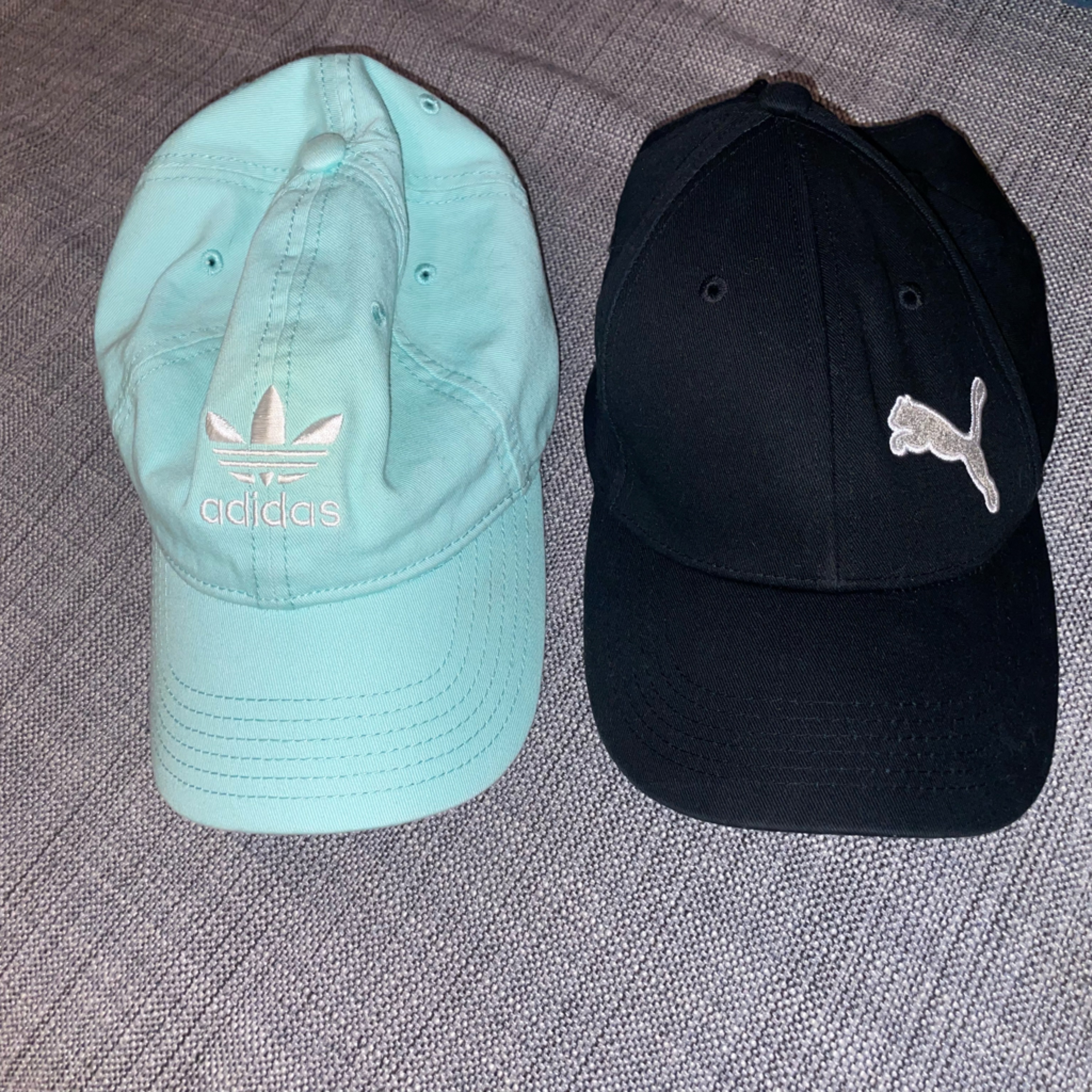 2 Baseball Caps